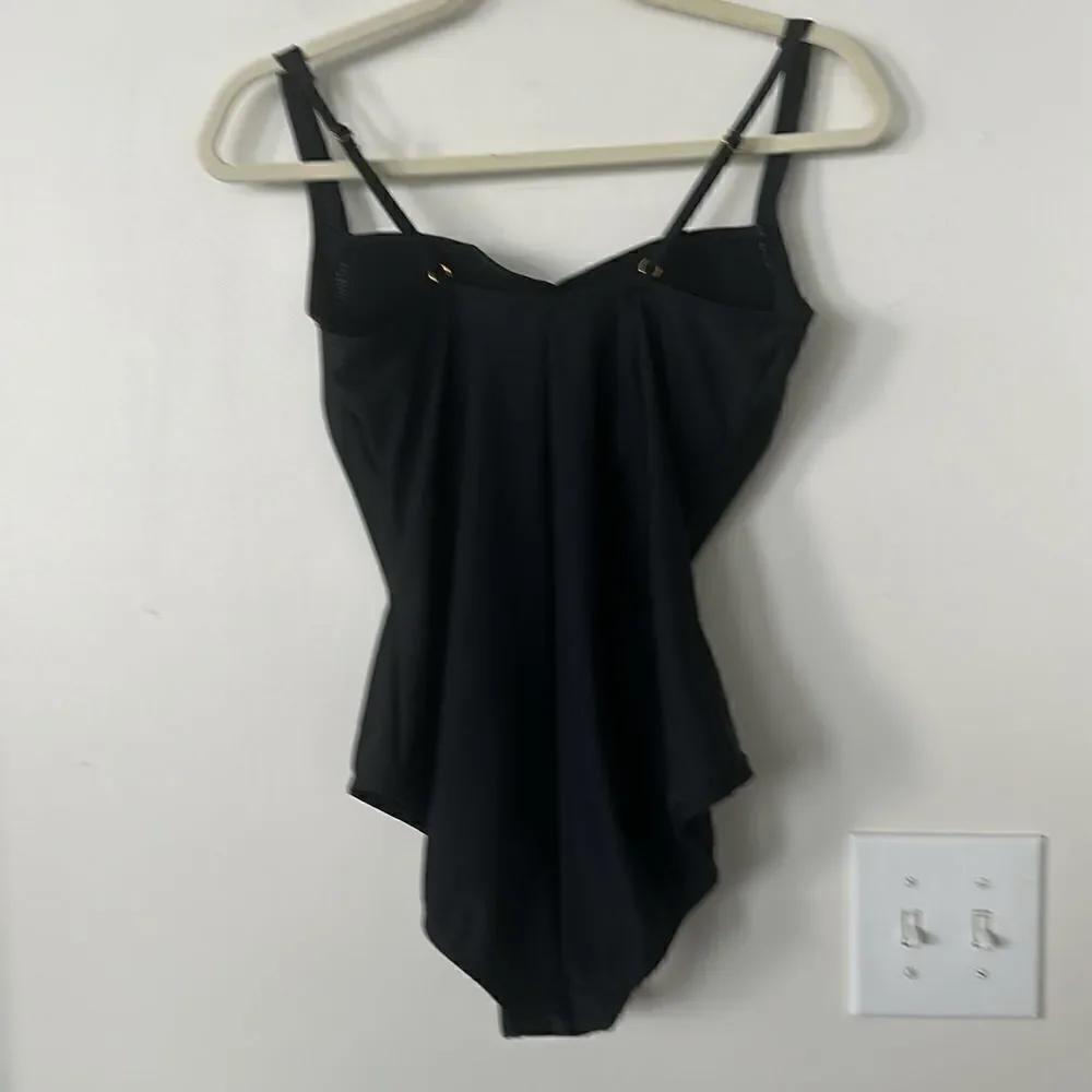 Saltwater black supportive